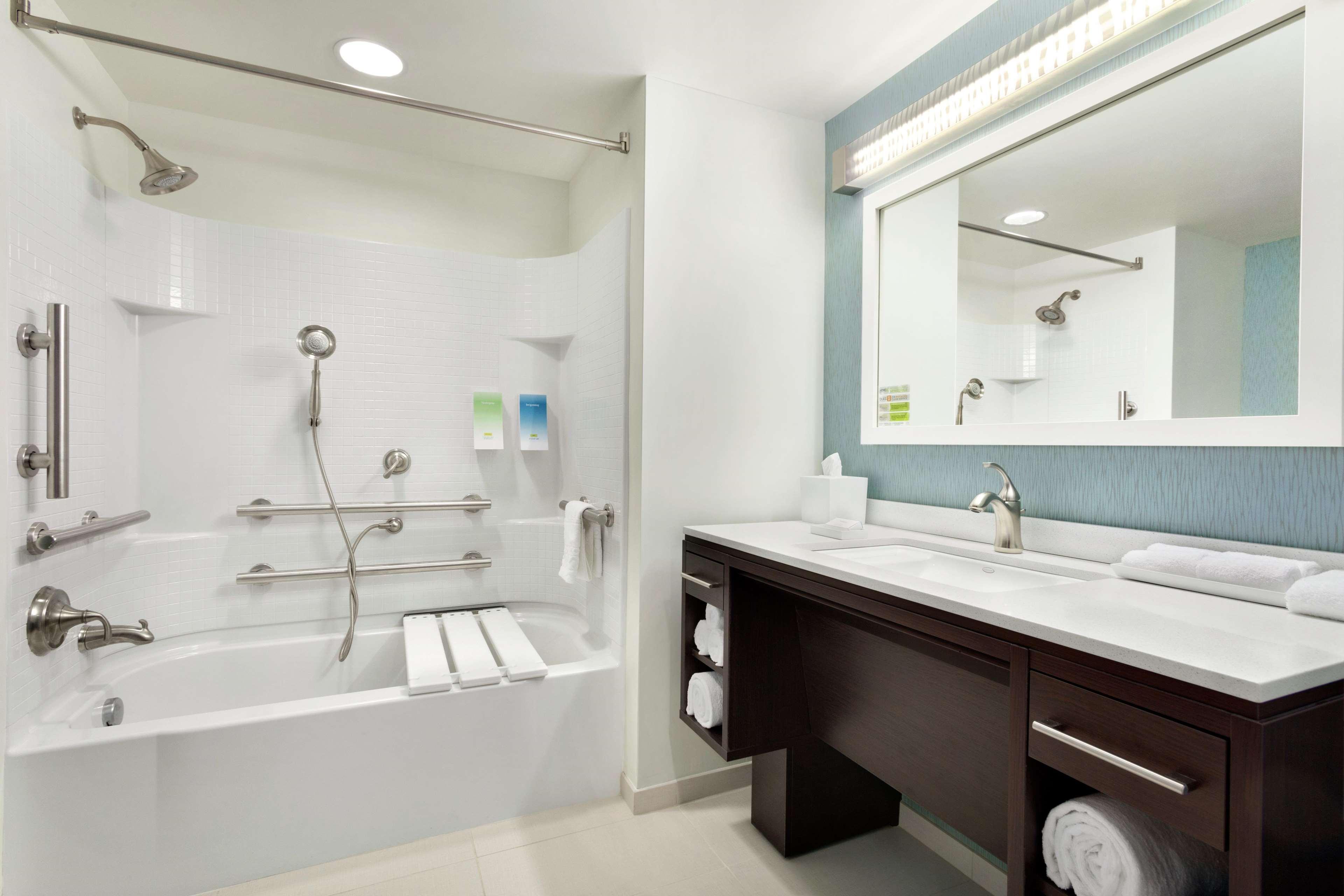 Home2 Suites By Hilton Middletown Eksteriør billede